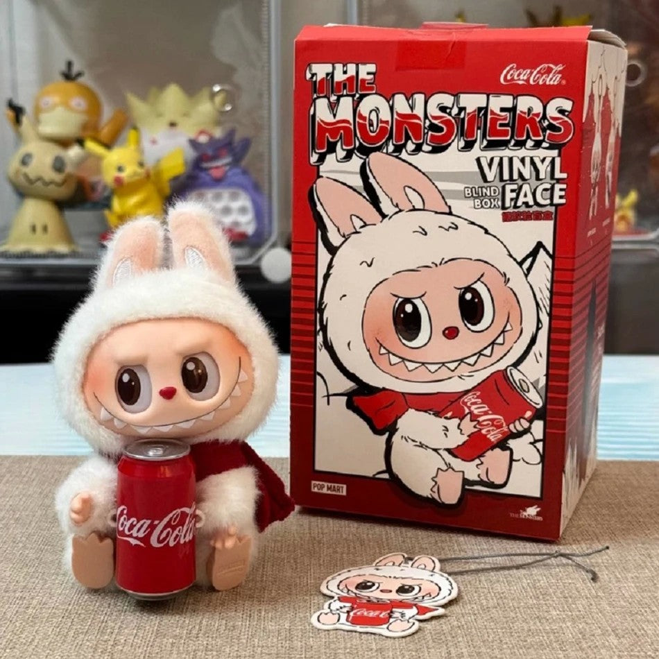 Brinquedo Pelúcia Miniatura Labubu Coca-Cola