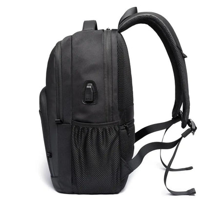 Mochila Executiva Multifuncional com Porta USB